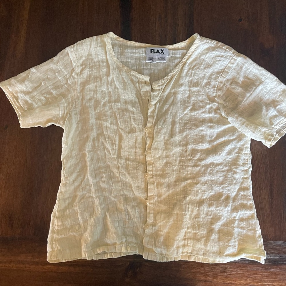 Flax Lightweight Short-Sleeve Button Front Linen Top in Pale Yellow/Cream